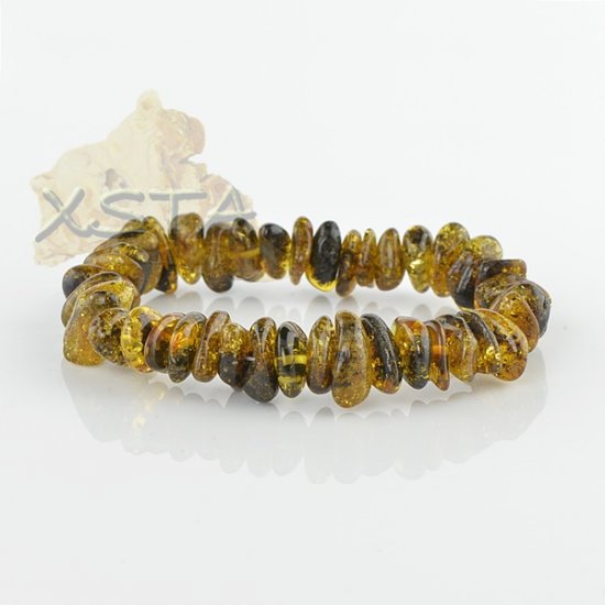 Green chips style amber bracelet